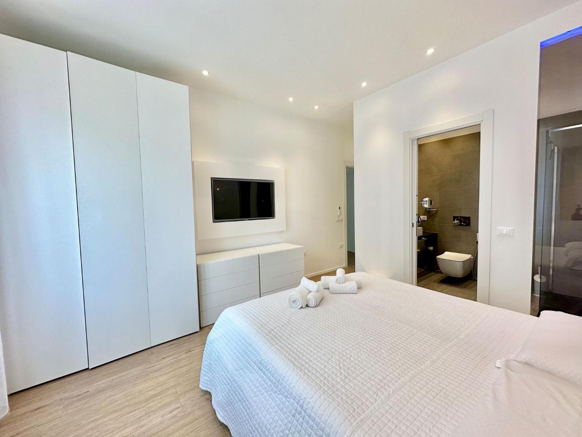 Spacious House In The Heart Of Cagliari With Terrace Villa Екстериор снимка