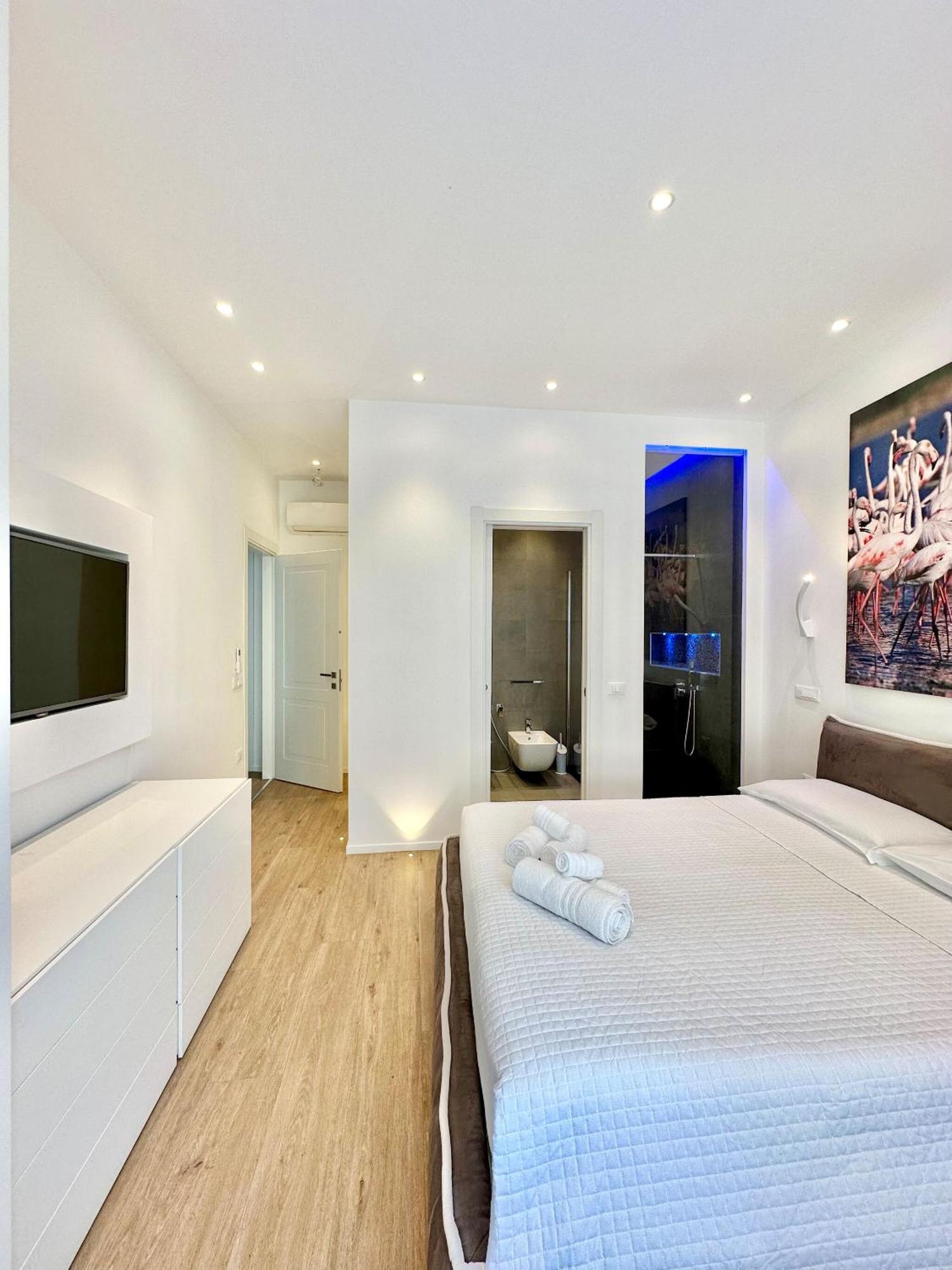 Spacious House In The Heart Of Cagliari With Terrace Villa Екстериор снимка
